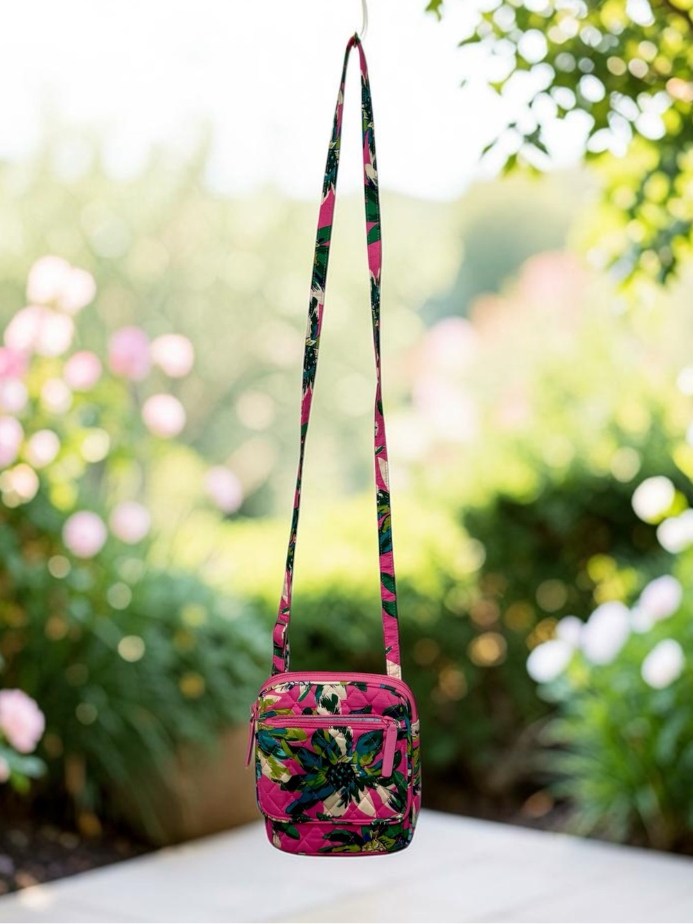 🌴 Vera Bradley Pink Floral Crossbody Bag